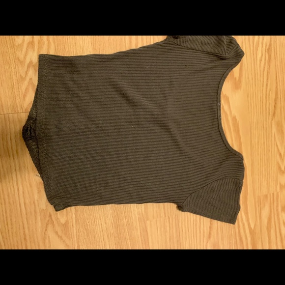 Garage tee - Picture 2 of 3